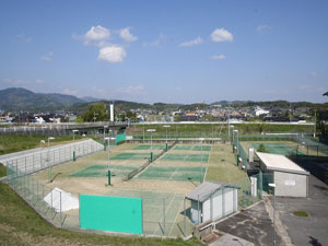 鏡野町テニスコート画像
