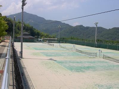 海南市東部テニスコート画像